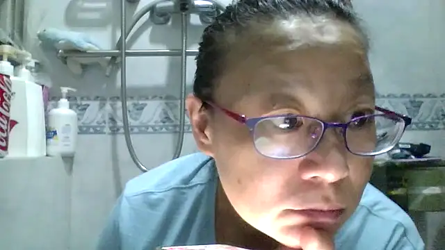 Snapshot of cokezero1668 chatting on 19, 9, 2025 cokezero1668 online show from 19, 9, 2025