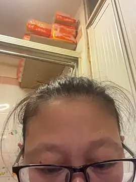 Snapshot of cokezero1668 chatting on 14, 2, 2025 cokezero1668 online show from 14, 2, 2025