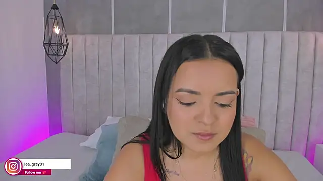 lea gray online show from 12, 11, 2025