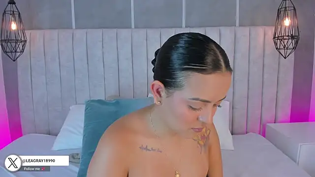 lea gray online show from 18, 11, 2025