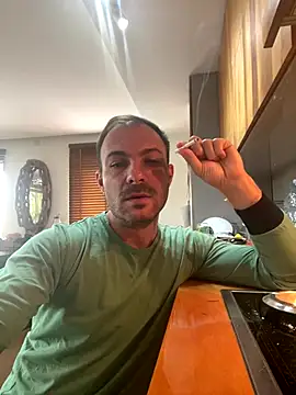 Adventurehotman online show from 7, 10, 2025