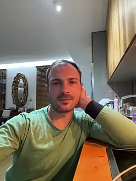 Adventurehotman online show from 7, 10, 2025