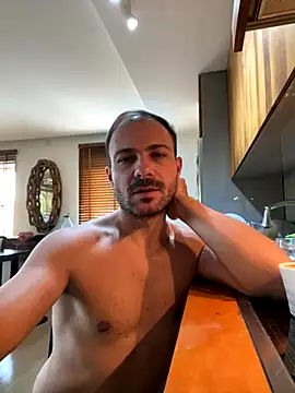 Adventurehotman online show from 3, 10, 2025