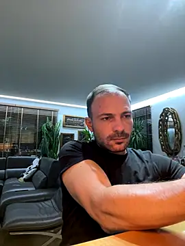 Adventurehotman online show from 26, 9, 2025