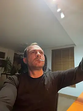 Adventurehotman online show from 12, 4, 2026