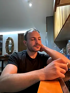 Adventurehotman online show from 2, 10, 2025