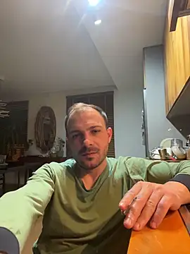 Adventurehotman online show from 7, 4, 2026