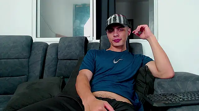 Stiven CL online show from 7, 10, 2025