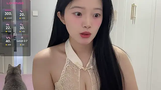 rose-u online show from 4, 10, 2025