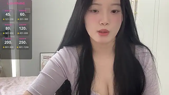 rose-u online show from 11, 11, 2025