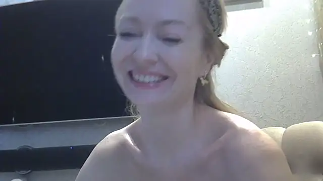 Snapshot of ZarinaSwift chatting on 21, 2, 2026 ZarinaSwift online show from 21, 2, 2026