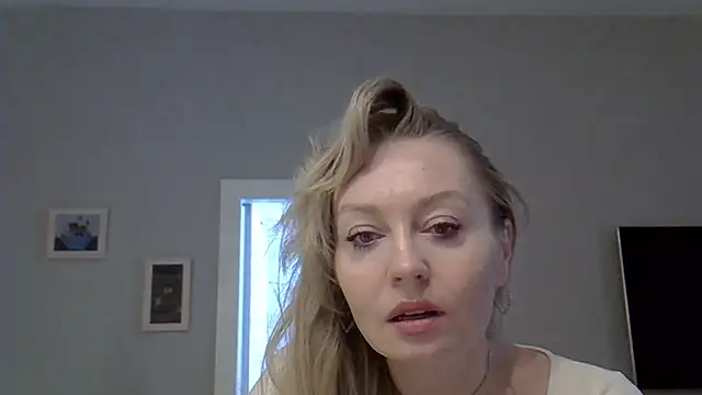ZarinaSwift online show from 14, 5, 2026
