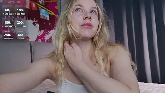 Snapshot of milly_shy chatting on 14, 7, 2026 milly shy online show from 14, 7, 2026