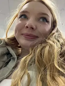 AmmyHot online show from 13, 3, 2025