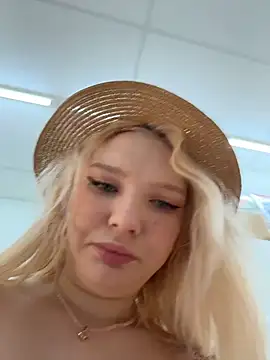 AmmyHot online show from 17, 3, 2026