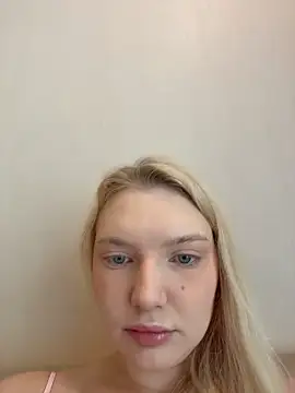 AmmyHot online show from 24, 4, 2026