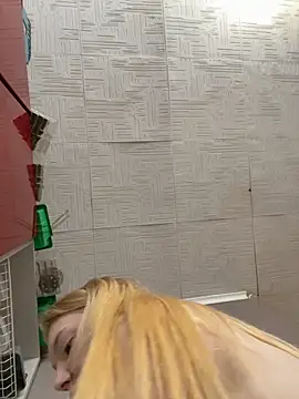 AmmyHot online show from 7, 11, 2025