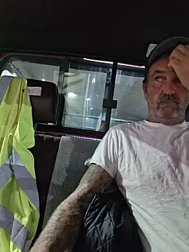 Hotbodyscottie online show from 2, 3, 2026