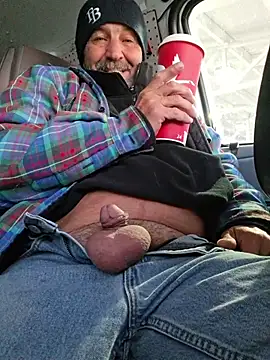 Hotbodyscottie online show from 25, 2, 2026