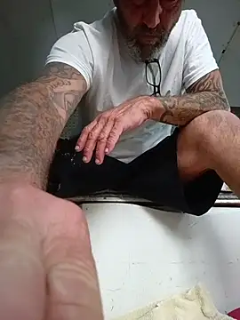 Hotbodyscottie online show from 15, 11, 2025