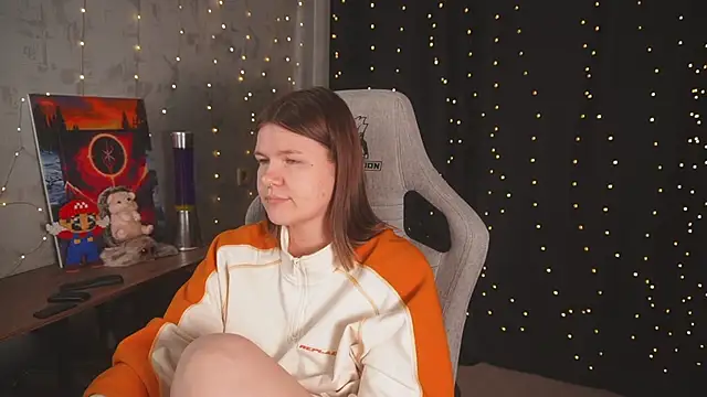 cuteamberlyyy online show from 9, 5, 2026