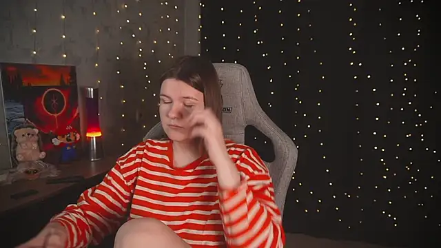 cuteamberlyyy online show from 8, 11, 2025