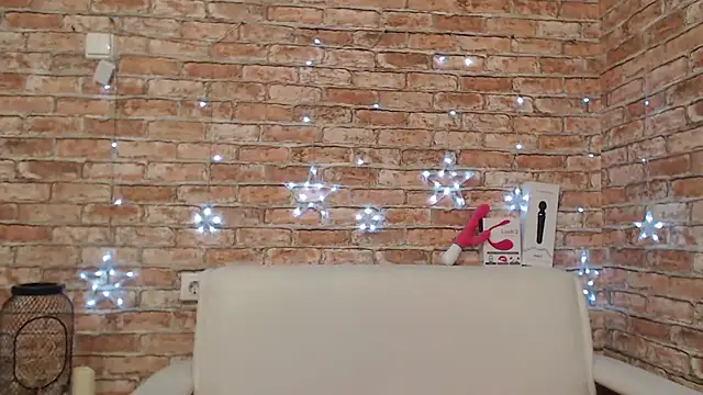 Amelia Kiss  online show from 18, 12, 2025