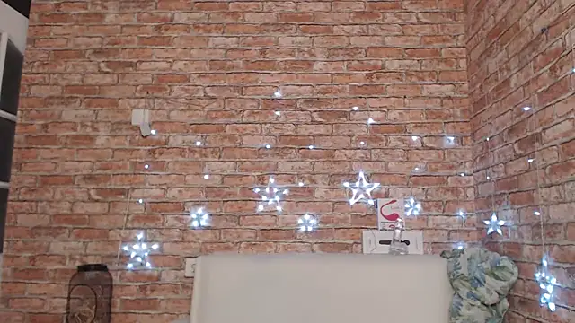 Amelia Kiss  online show from 12, 9, 2025