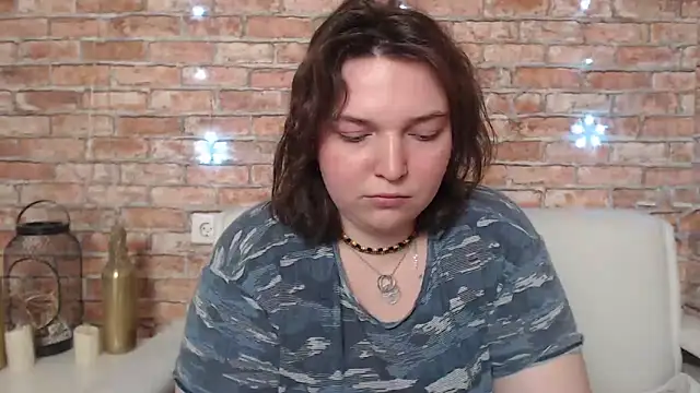 Amelia Kiss  online show from 20, 3, 2025