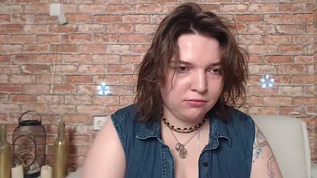 Amelia Kiss  online show from 20, 3, 2025