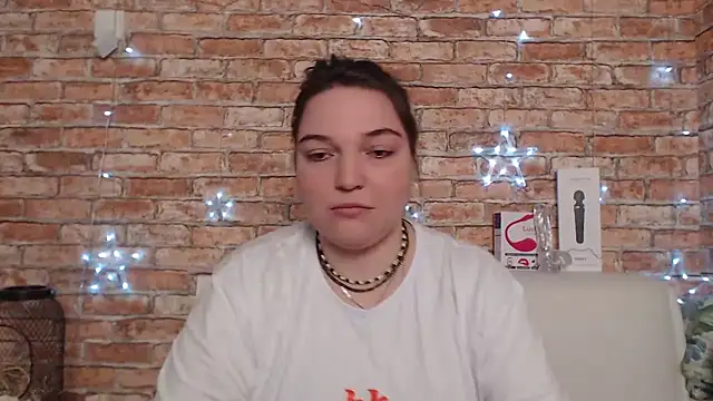 Amelia Kiss  online show from 16, 9, 2025