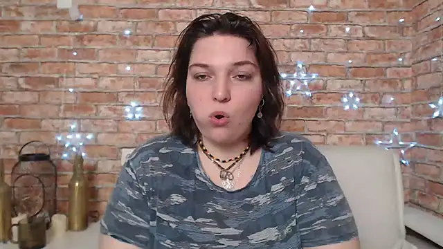 Amelia Kiss  online show from 19, 3, 2025