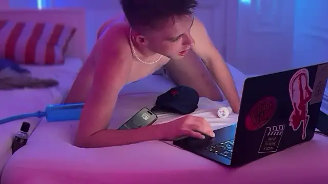 CupidZass online show from 2, 11, 2025