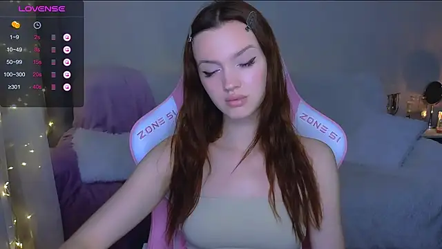 Snapshot of bettyellis chatting on 4, 12, 2024 bettyellis online show from 4, 12, 2024