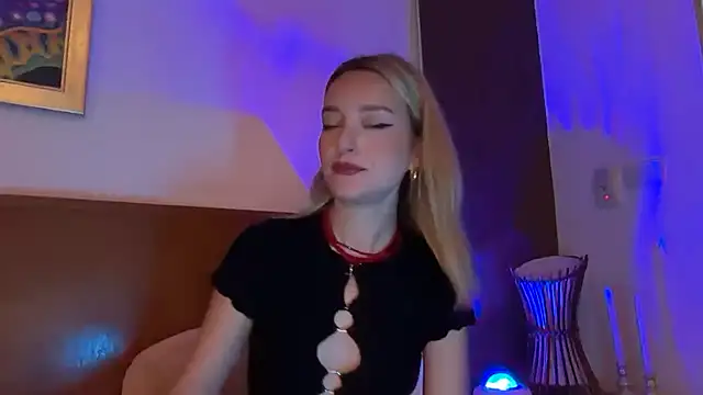 SirenaBelle online show from 21, 11, 2025