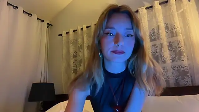 SirenaBelle online show from 10, 3, 2026