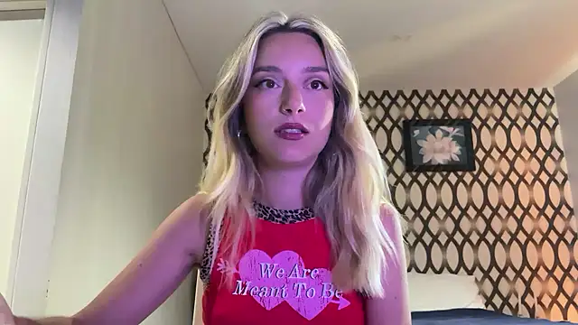 SirenaBelle online show from 16, 3, 2025