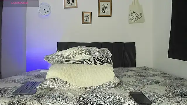 Alex BigDickkk online show from 5, 12, 2025