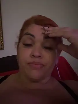 Bruninhaa34 online show from 5, 11, 2025