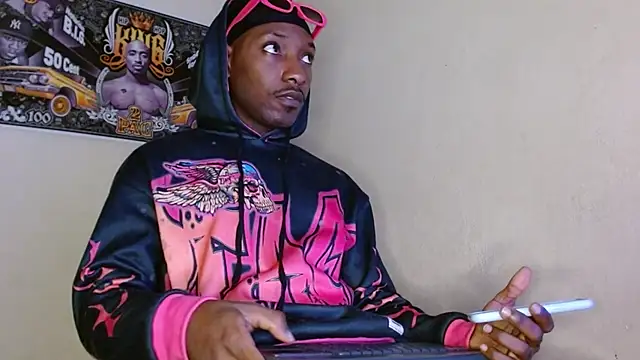 Snapshot of king__Black chatting on 15, 9, 2025 king Black online show from 15, 9, 2025