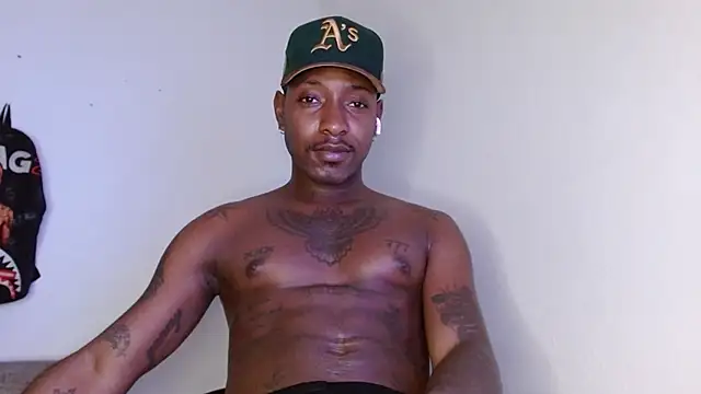 Snapshot of king__Black chatting on 18, 12, 2025 king Black online show from 18, 12, 2025