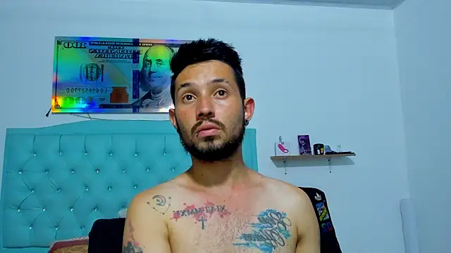 Snapshot of Bad_Couple_1 chatting on 30, 10, 2025 Bad Couple 1 online show from 30, 10, 2025