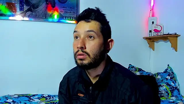 Snapshot of Bad_Couple_1 chatting on 15, 2, 2025 Bad Couple 1 online show from 15, 2, 2025