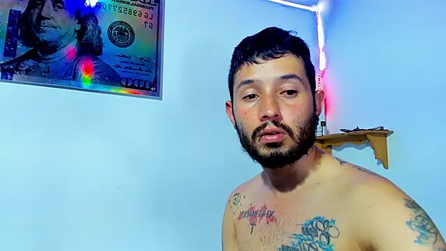 Snapshot of Bad_Couple_1 chatting on 16, 2, 2025 Bad Couple 1 online show from 16, 2, 2025