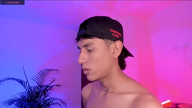 Levin Hikaru online show from 2, 10, 2025