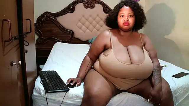 HOTBIGMELONSxx online show from 16, 10, 2025