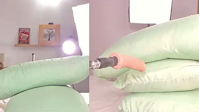 Mila Moans online show from 11, 3, 2025