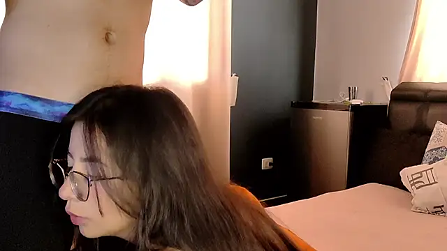 Snapshot of Alaia_sam chatting on 21, 3, 2025 Alaia sam online show from 21, 3, 2025