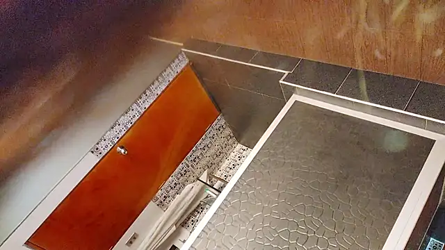 Snapshot of Alaia_sam chatting on 7, 11, 2025 Alaia sam online show from 7, 11, 2025