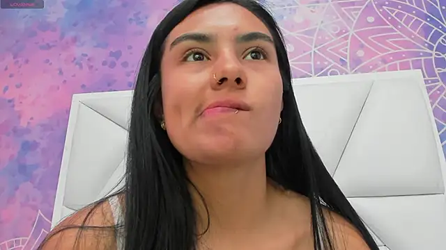 atilanadiaz7 online show from 8, 9, 2025